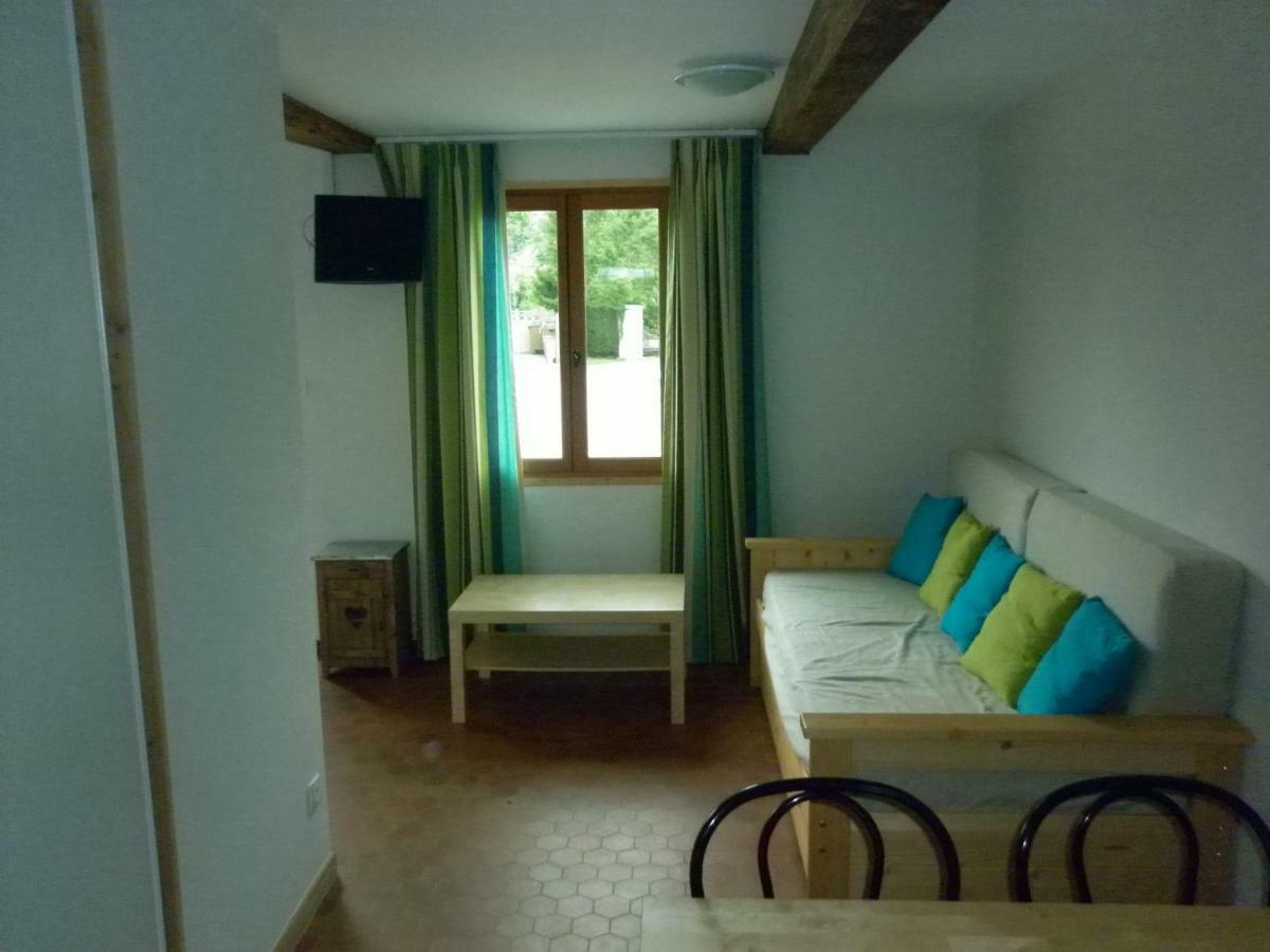 Camping La Verte Prairie Forest-Montiers Exterior photo